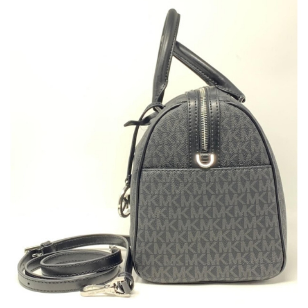 100% Auth MICHAEL Michael Kors Crossbody Bag - Picture 3 of 8